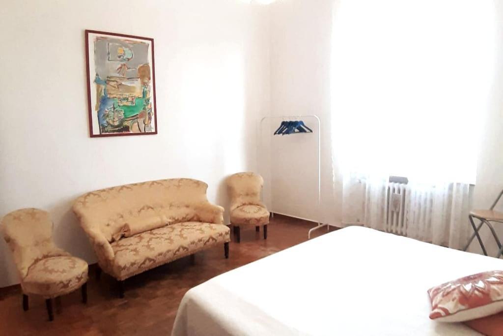 Gabry'S Home Three-Bedroom Big Apartment Near City Center & Train Station To Pisa And Florence & Ferries To Sardegna Corsica Livorno Zewnętrze zdjęcie
